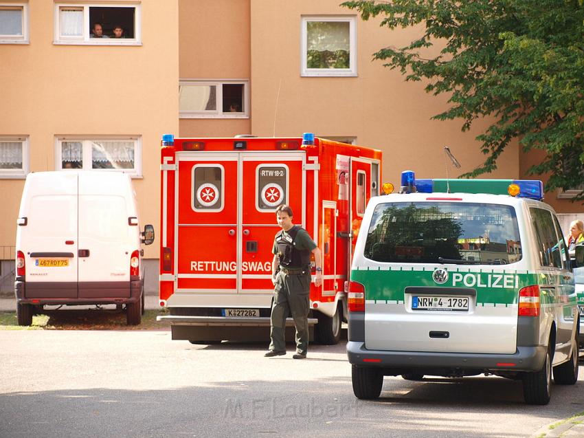 Bedrohungslage Koeln Muelheim Hacketaeuerstr P15.JPG